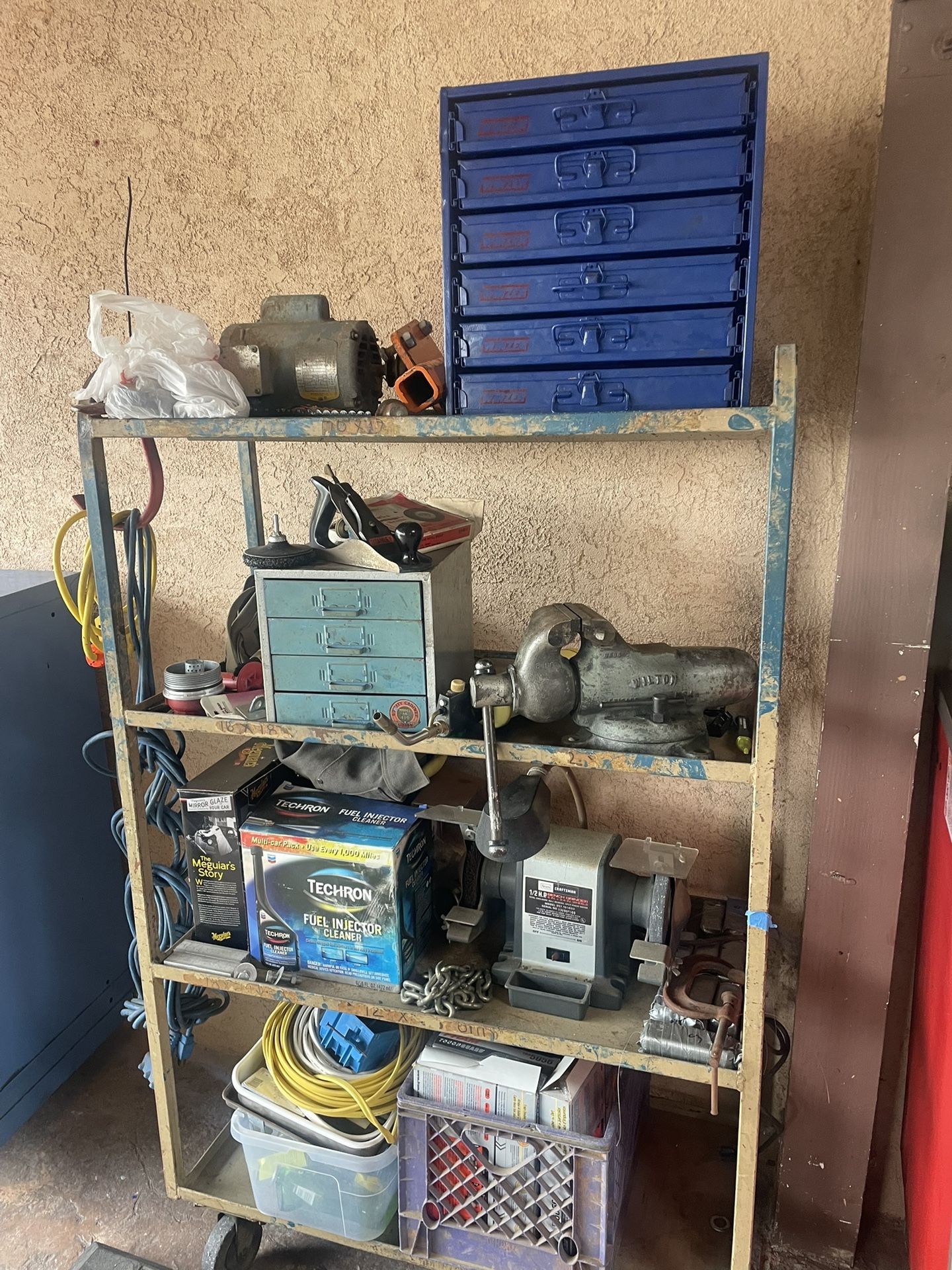 TOOL BOX / WILTON Vise / Bench Grinder