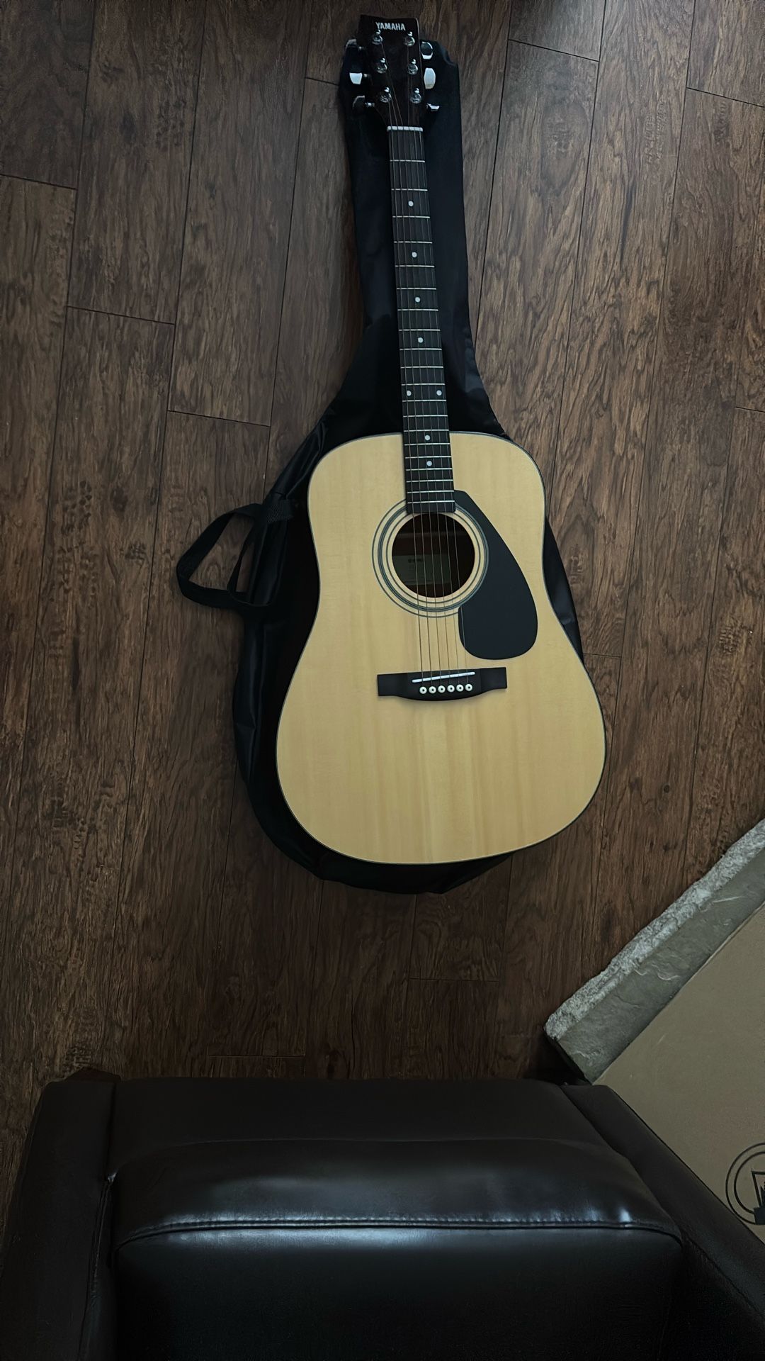Yamaha Guitar