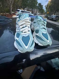 New Balance 9060 Sneakers