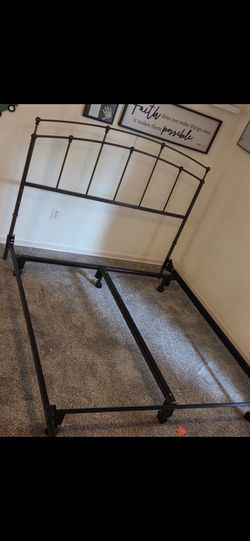 Queen Beautiful Headboard & Frame