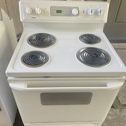 Kenmore Electric Range Works Very Well 
