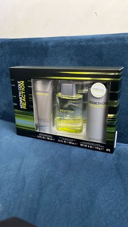 Kenneth cole Spray set