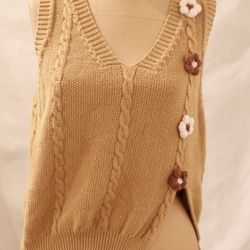 Vintage Y2K Knitted Light Tan Sweater Vest