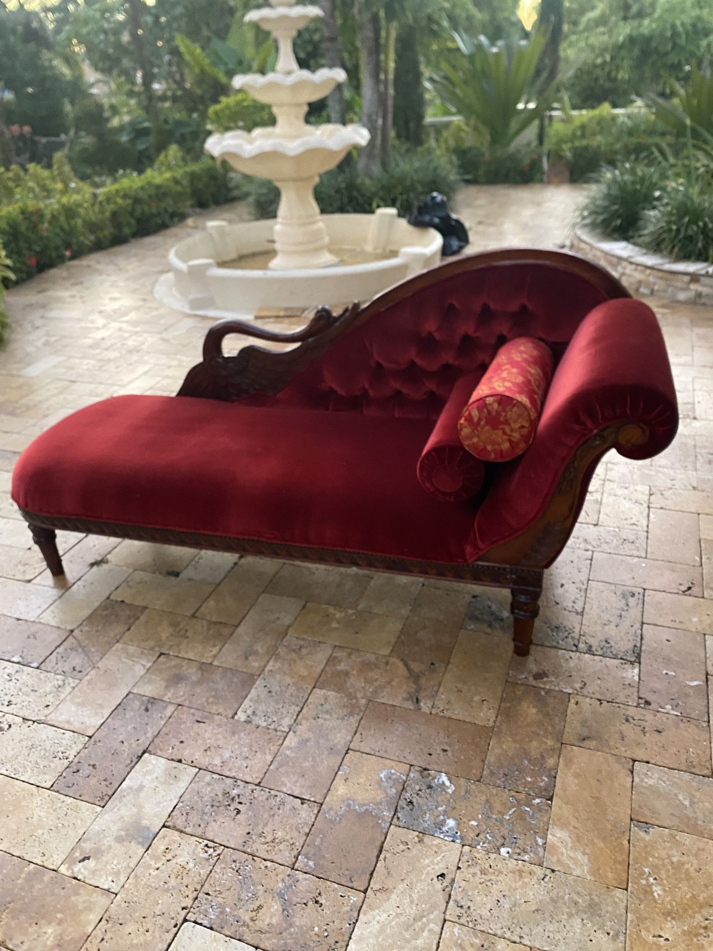 chase/ sofa. luxurious