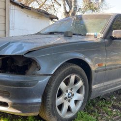 BMW 325i Full Part Out