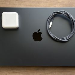 MacBook Air - M2 (2022)