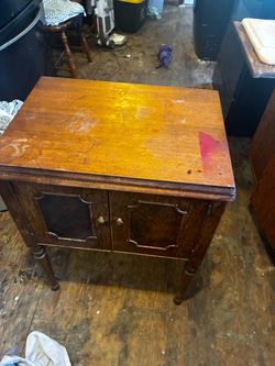 Singer vintage 1940 sewing machine