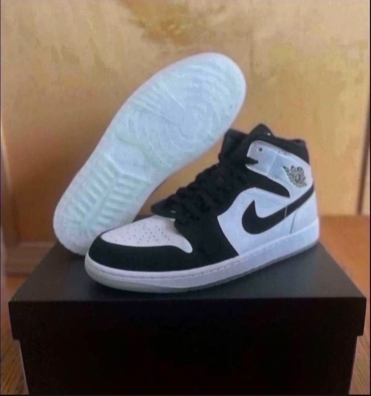 Nike Air Jordan 1 Mid SE Diamond Shorts Size 10 Brand New 