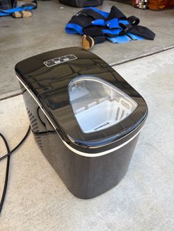 Frigidaire Ice Maker