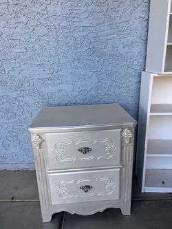 Night stand