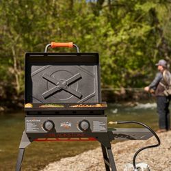 Blackstone griddle 22" adventure ready with stand and 1 bulk propane tank hose