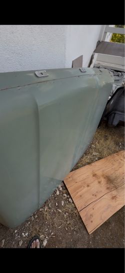 1968 ford f100-250 hood. With ford lettering