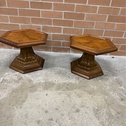 Set of 2 End Tables