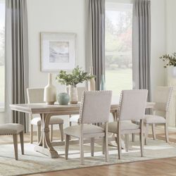 Beautiful Dining Set BRAND NEW