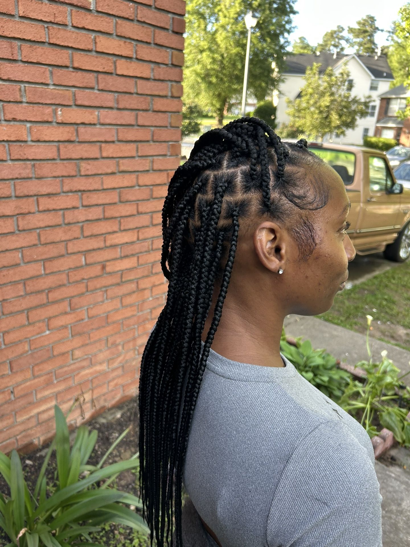 KNOTLESS BRAIDS