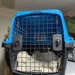 Like New 24” long pet carrier