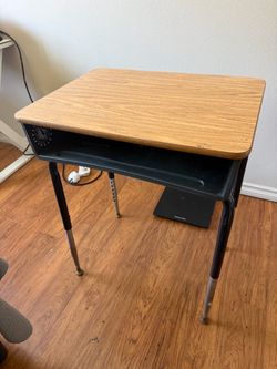 LAUSD school table