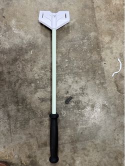 Flipper aquarium scraper