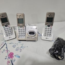 AT&T 3-Handset Cordless Phone with Answering System & Extra-large Backlit Keys