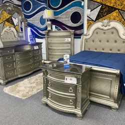 4pc Queen Size Bedroom Set $1,999
