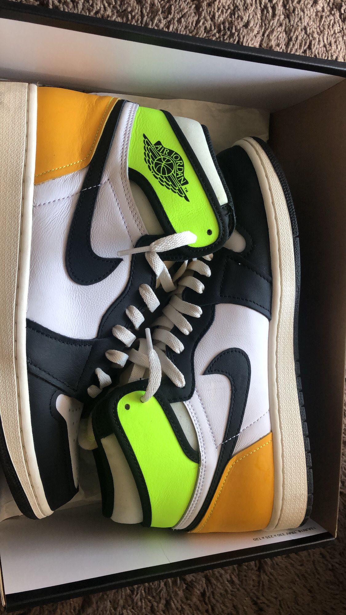 Jordan 1 Volts 