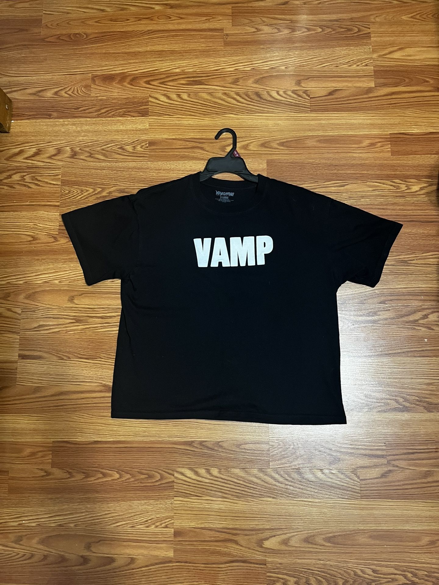 Vamp tee
