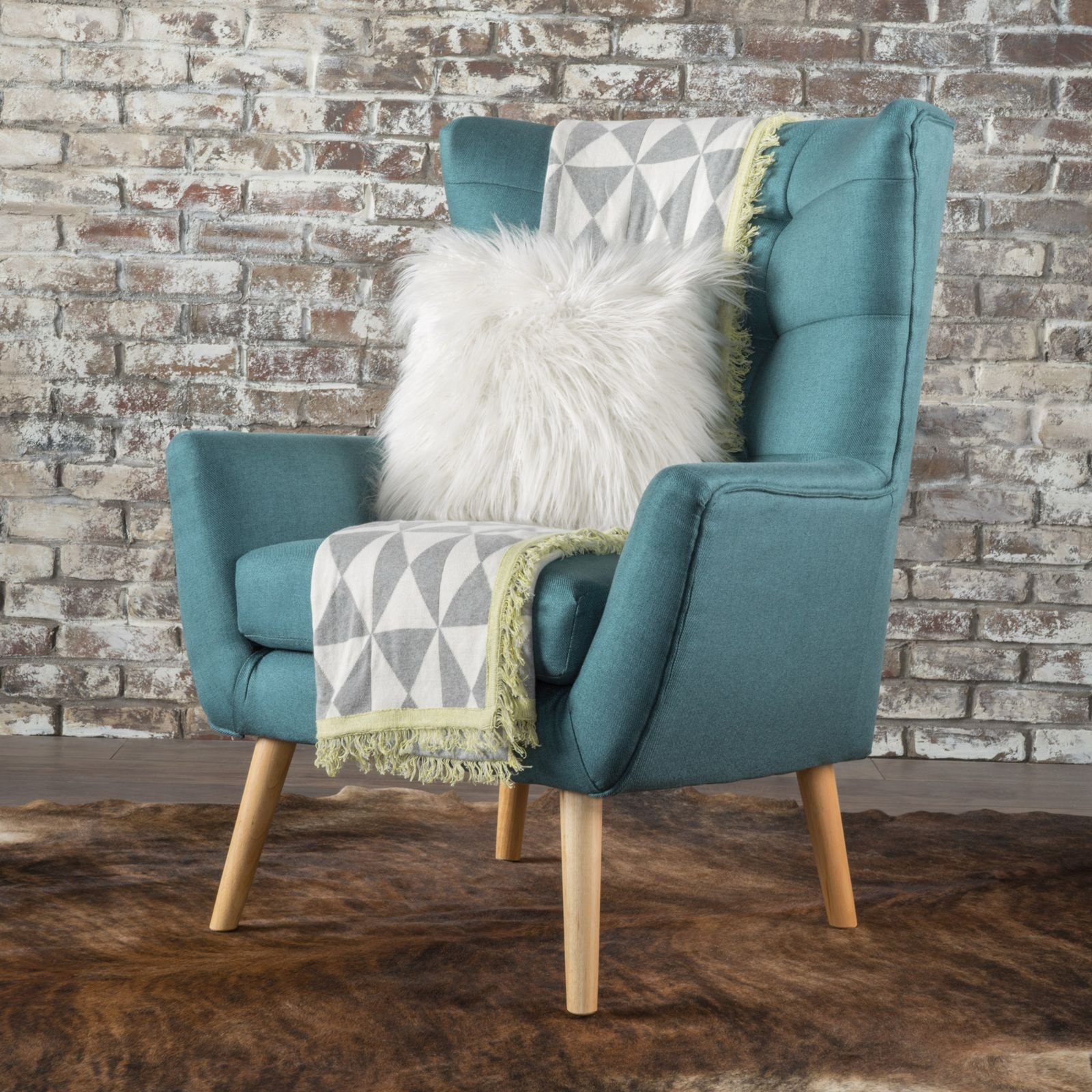 Buchholz Tufted Fabric Club Chair – Modern Accent Chair with Rubberwood Legs-1pc