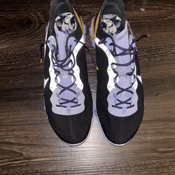Size 12 Nike Reacts Like New