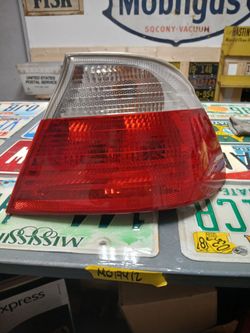 01-03 Bmw 3Serie M3 Right Passenger Side Tail Light