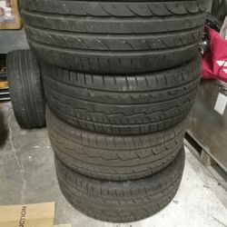 Set Of 285/45/22 Tons Of Tread Remaining