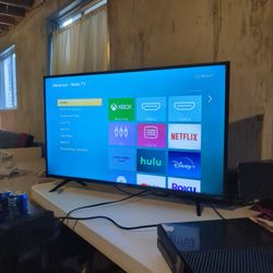 Hisense Roku Smart TV 43'