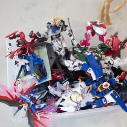 Gundam Lot - Moveout Sale