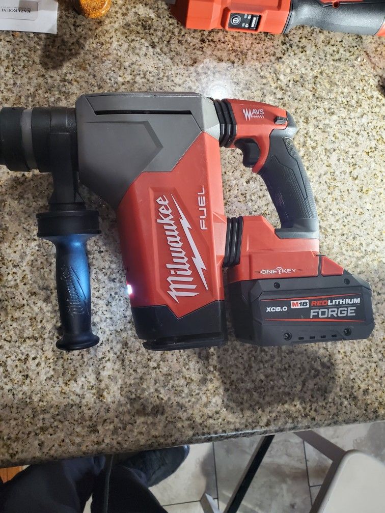 Milwaukee Rotary Hammer Drill
