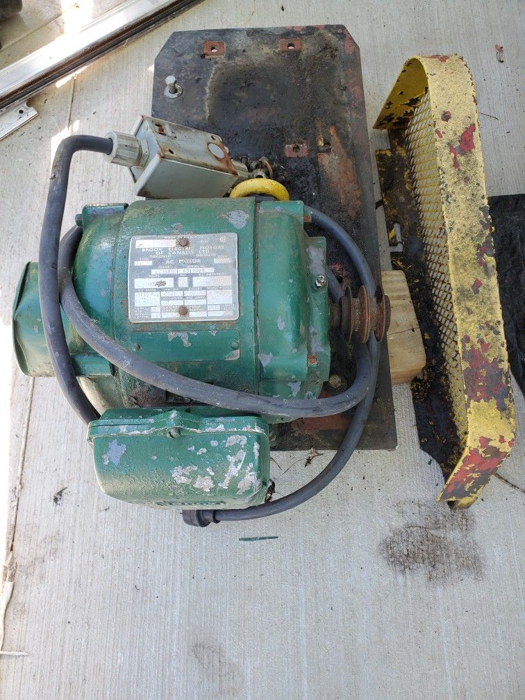 Brook Electric Motor 1 Hp