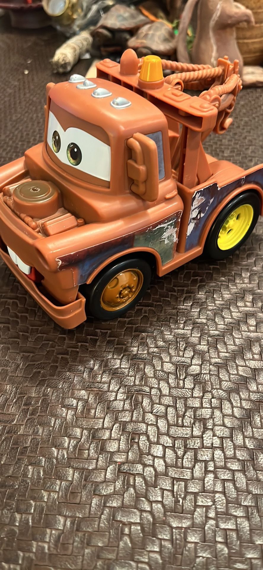 Disney Pixar Cars Tow Mater Truck Plastic Toy Mattel Y0853