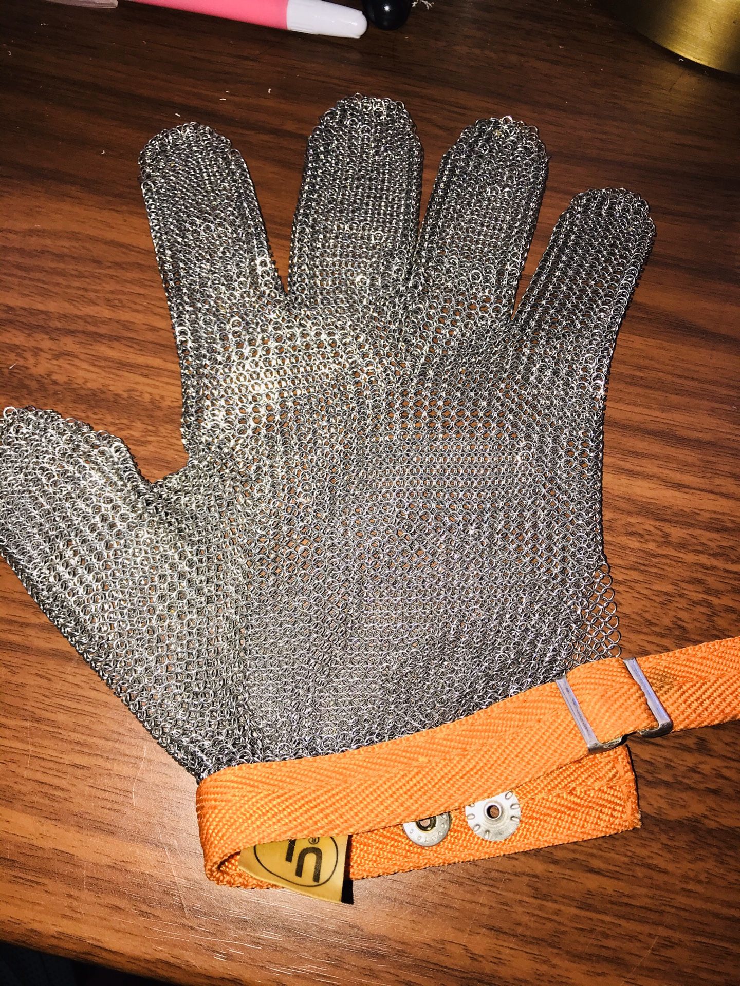 BUTCHERS GLOVE,SafeTguard stainless steel welded mesh glove M-L