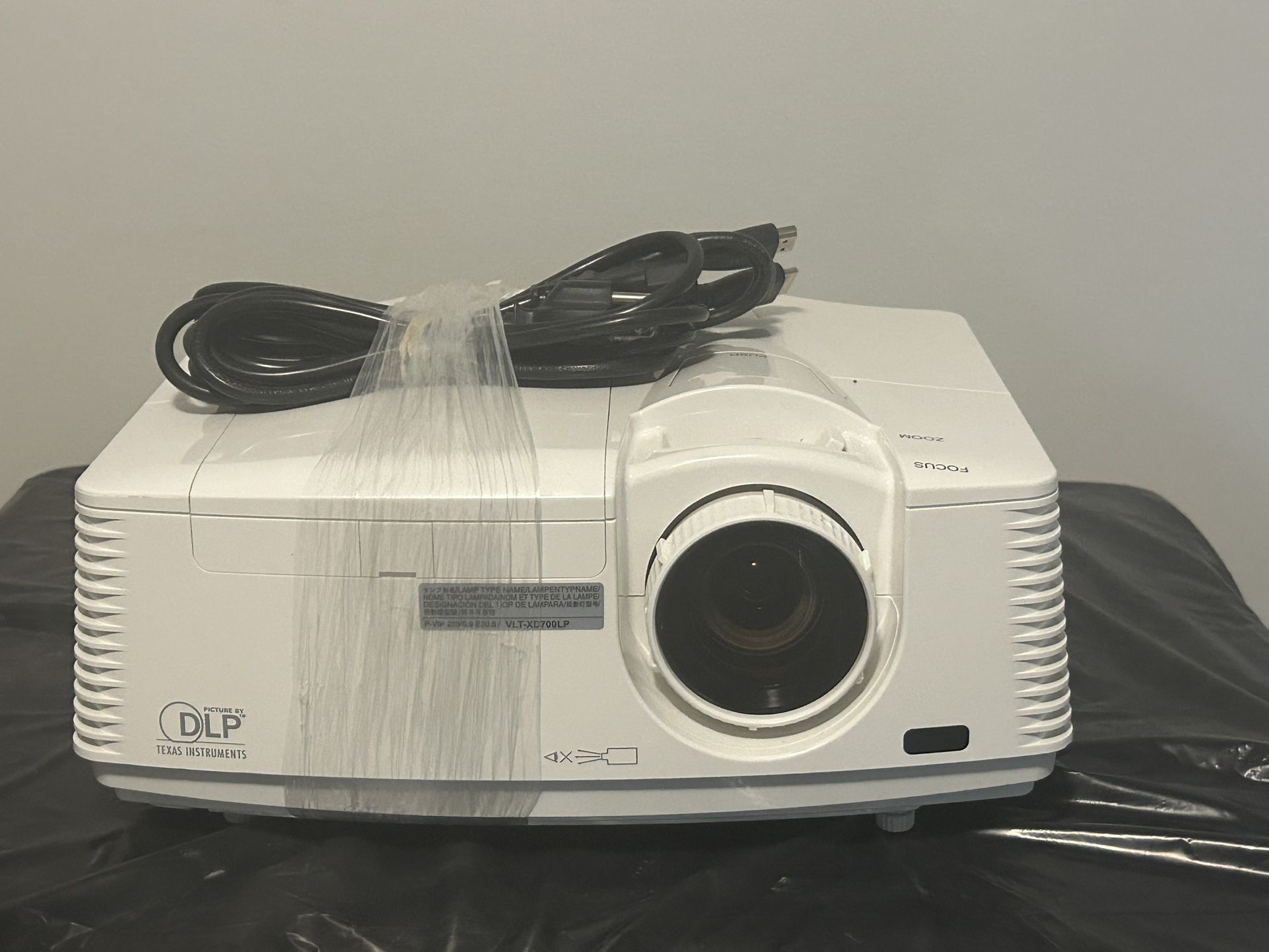 Mitsubishi Projector