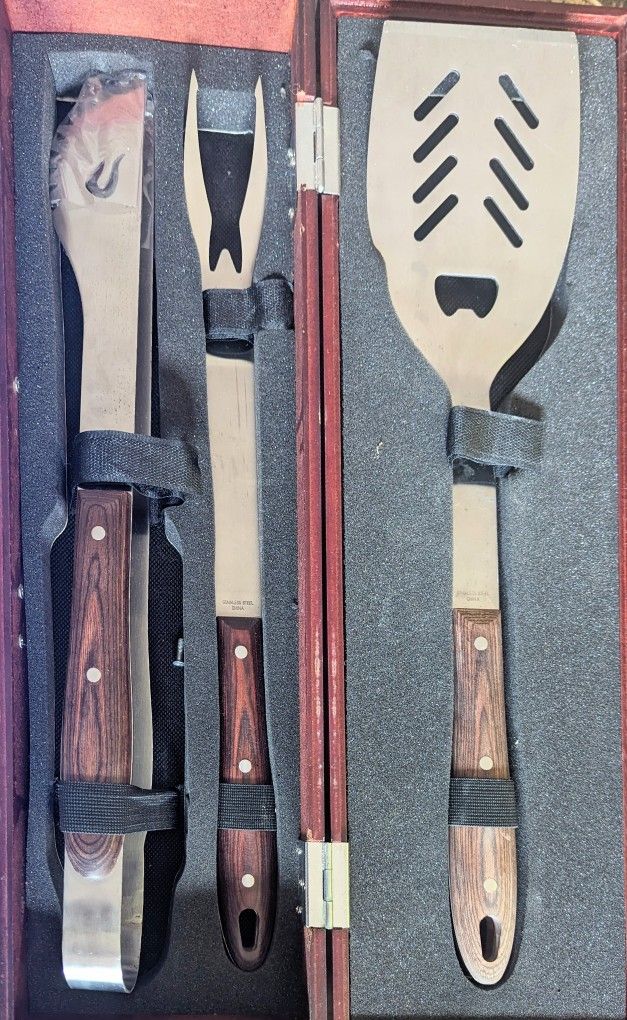 BBQ Tools Jackson 3-Piece Set in Original Box