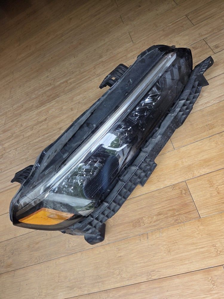 2022-2024 Honda Civic Right Passenger Side Headlight Oem