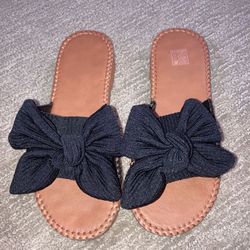 Bow Sandals