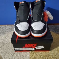 Jordan 1 Electro Orange (Size 10.5)