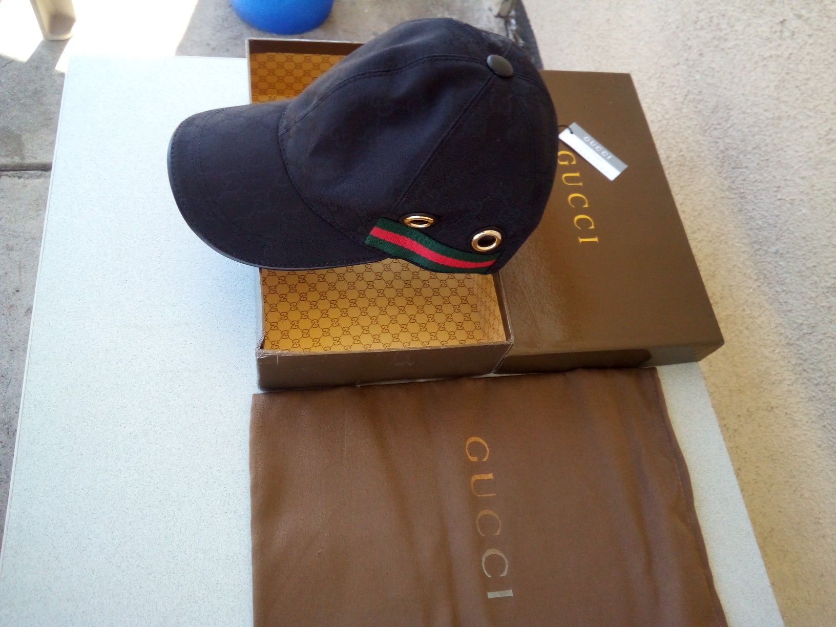 Gucci GG supreme canvas black hat