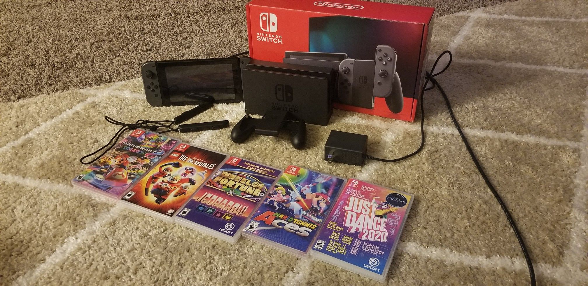 Nintendo Switch (Gently used) and 5 games