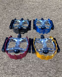 Wellgo Bear Trap Pedals 1/2" Or 9/16 $25 A pair