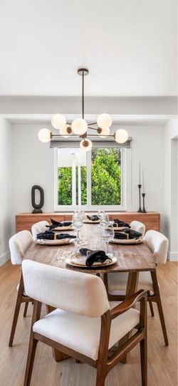 9-Light Globe Chandelier – Matte Black/Bronze – Like New