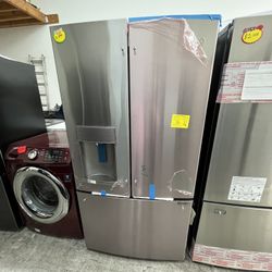 NEW GE REFRIGERATOR 