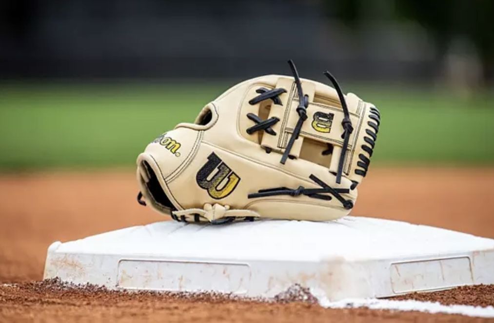 Wilson A2000 Baseball Glove