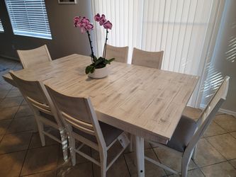 Dining room table and six chairs