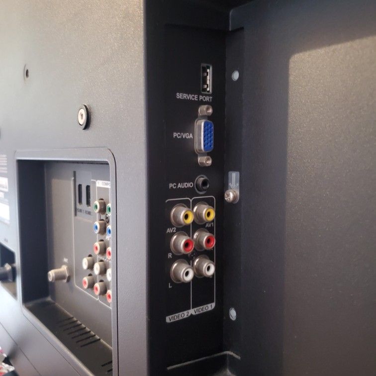 Dynex LCD TV, Model: DX 321 10A,32 Inches