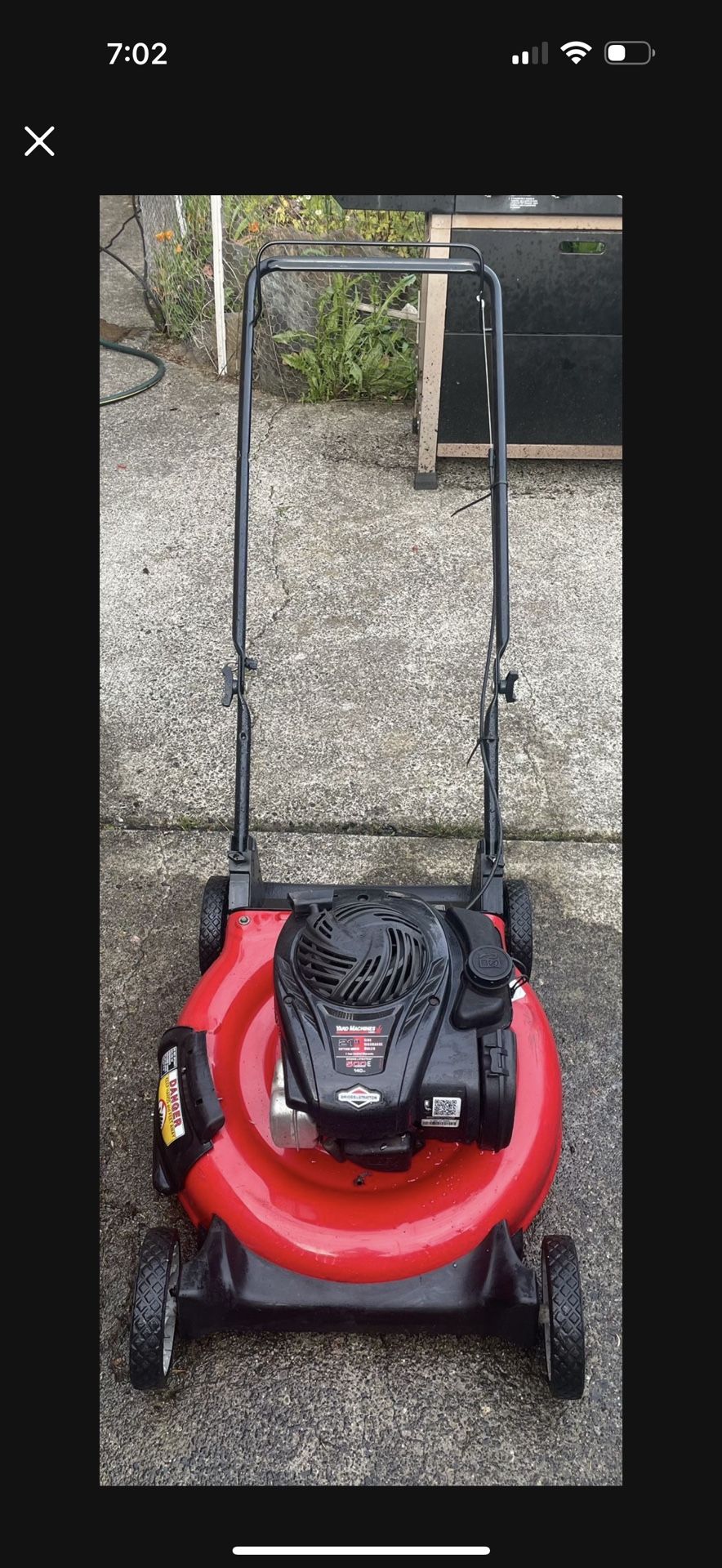 Yard Machines 21” 140CC Lawnmower With A Briggs & Statton Engine